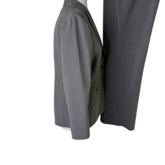 Tahari 3 button Charcoal Gray Fully Lined Jacket & Pant Suit Size 10 - Picture 5 of 11